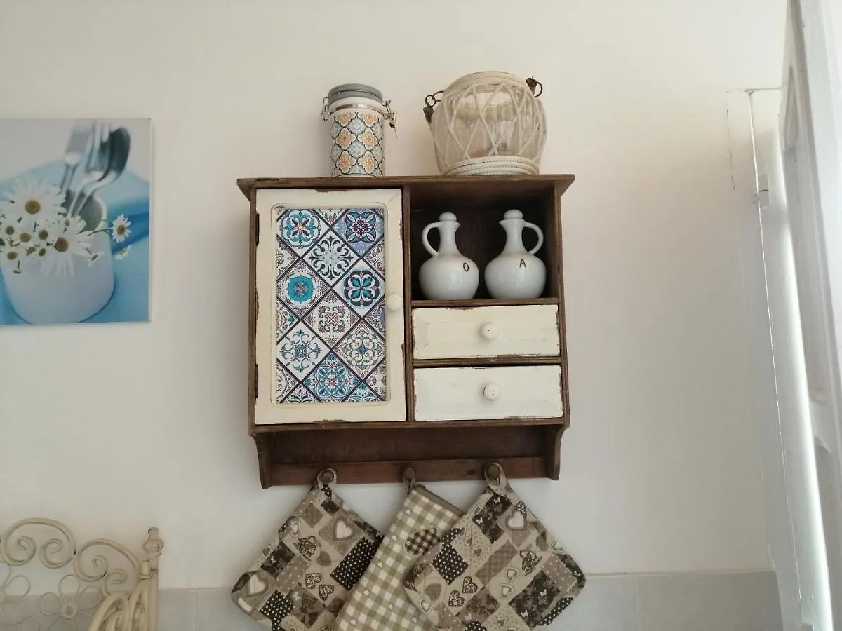 Casa Vacanze Nonna Lina - Trapani 0*,  Italie